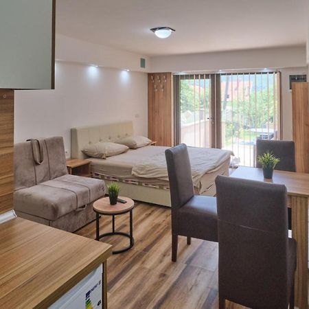 Apartmani Tvins โซโคบานยา ภายนอก รูปภาพ