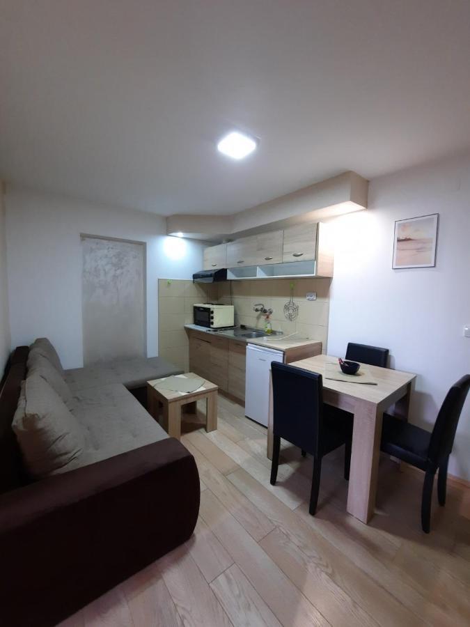 Apartmani Tvins โซโคบานยา ภายนอก รูปภาพ
