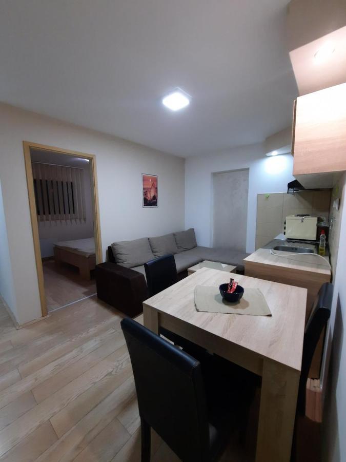 Apartmani Tvins โซโคบานยา ภายนอก รูปภาพ