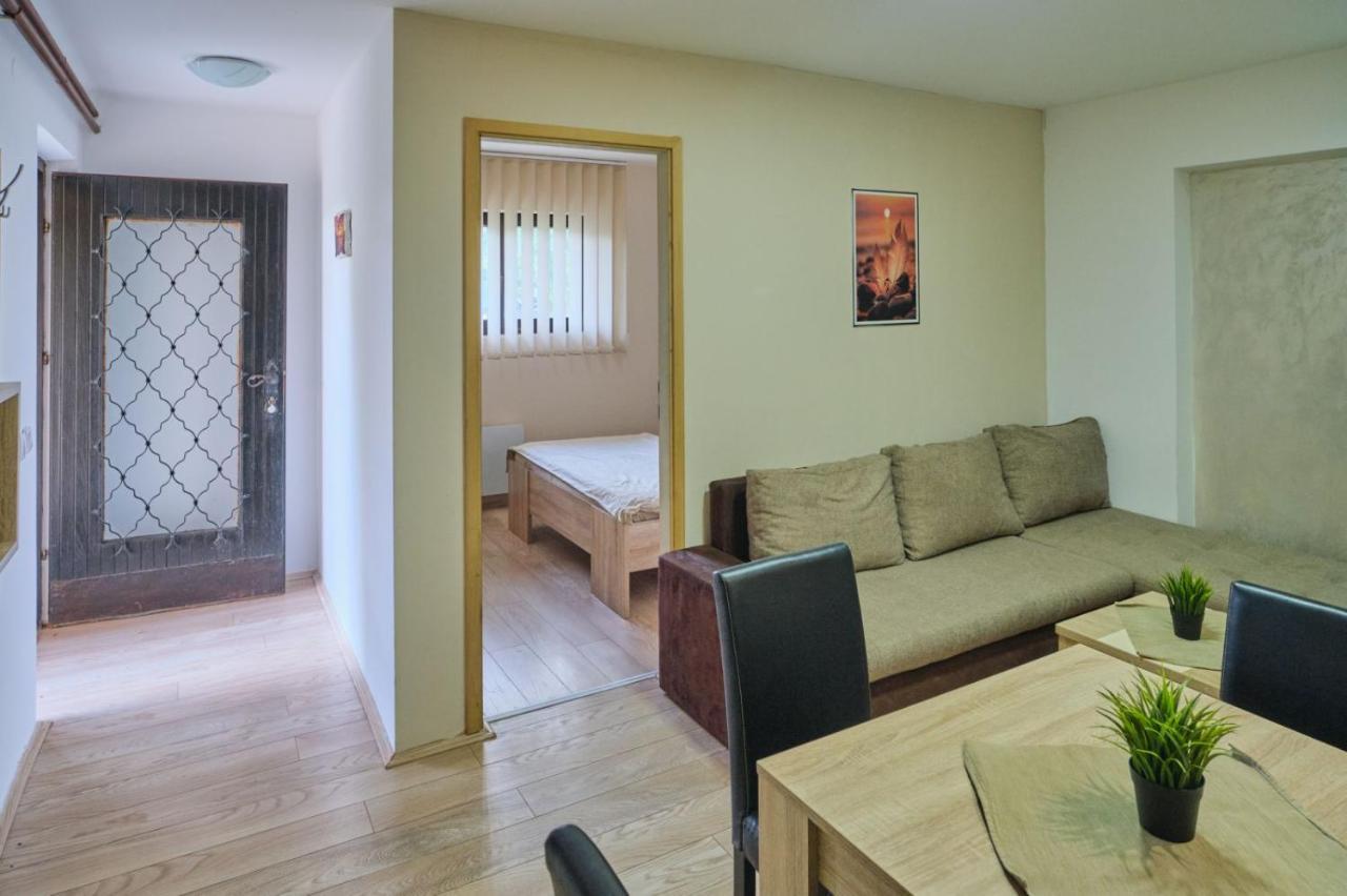 Apartmani Tvins โซโคบานยา ภายนอก รูปภาพ