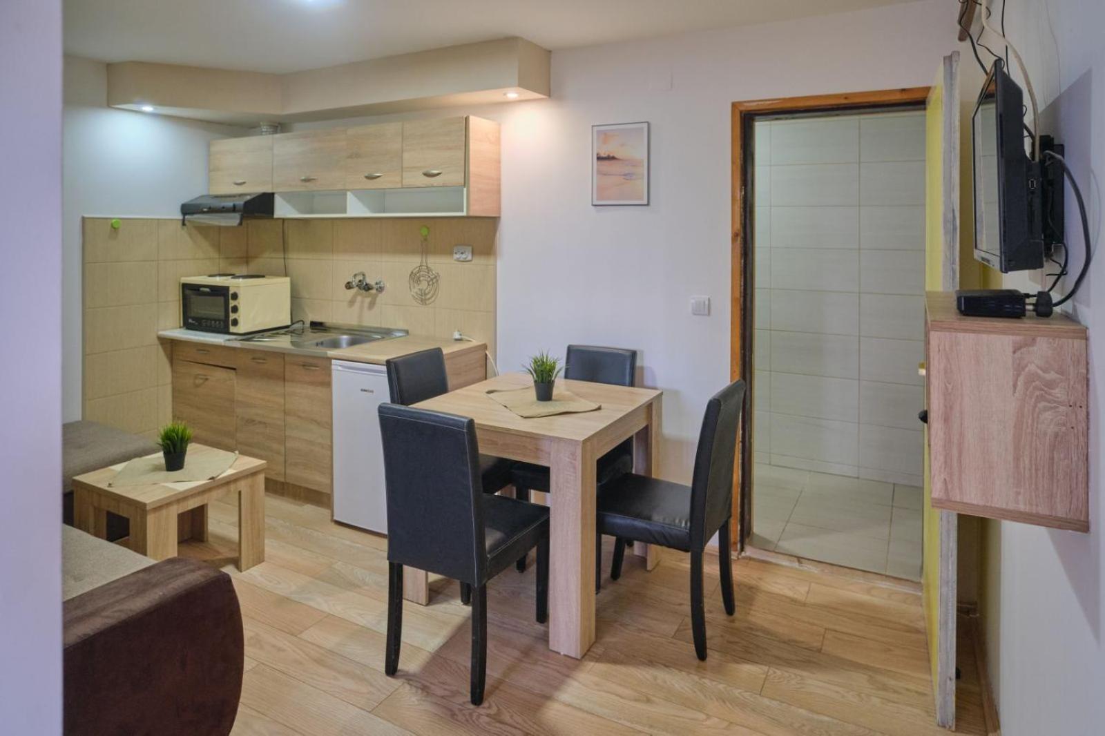 Apartmani Tvins โซโคบานยา ภายนอก รูปภาพ