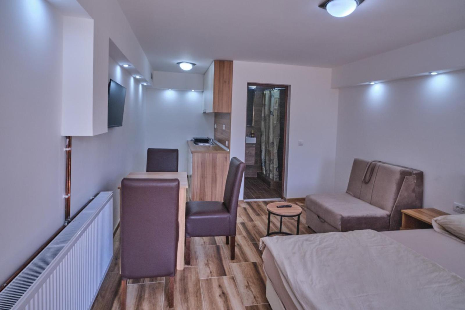 Apartmani Tvins โซโคบานยา ภายนอก รูปภาพ